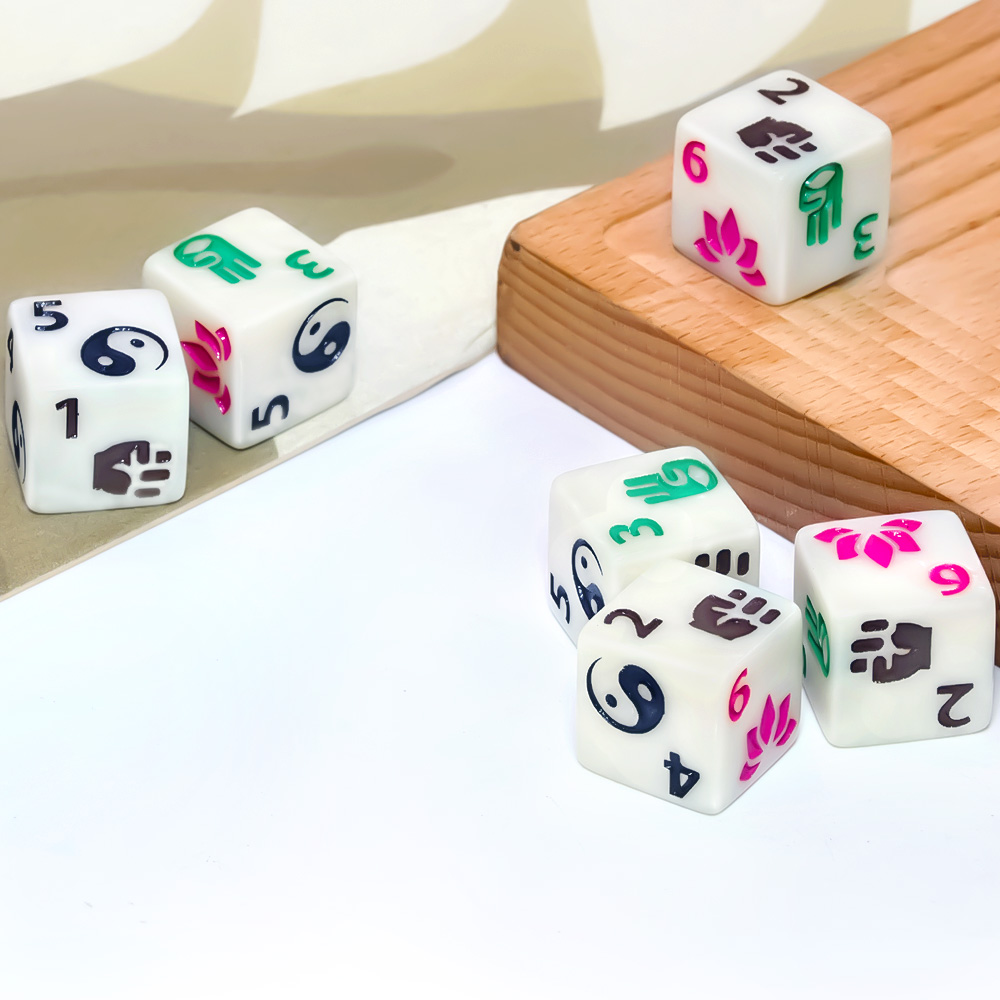 Juego de dados poliédricos con - Board Game Zen reseña y precio
